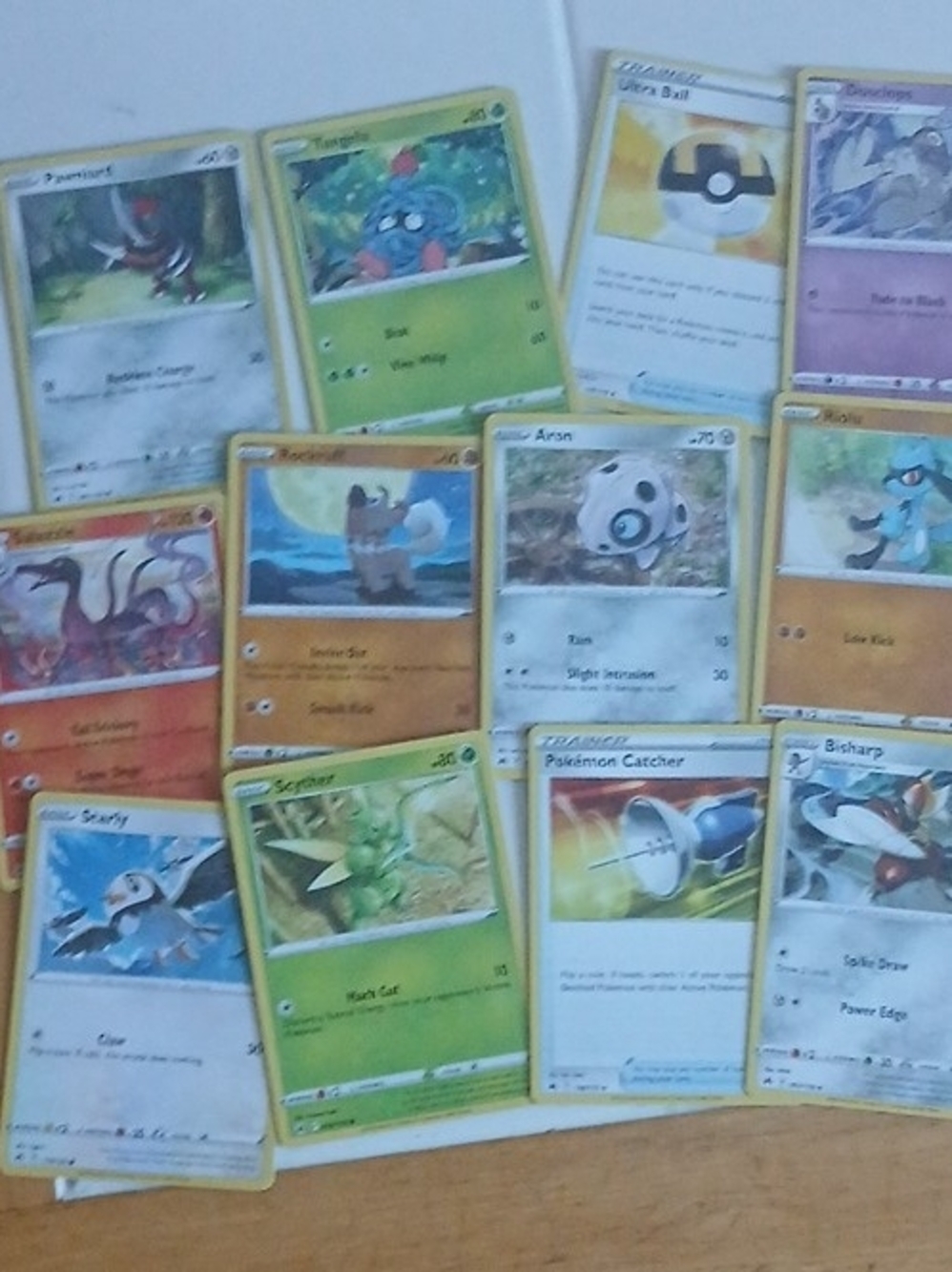 Pokemon Trading Card Stack - Blue - Picture 4 of 7